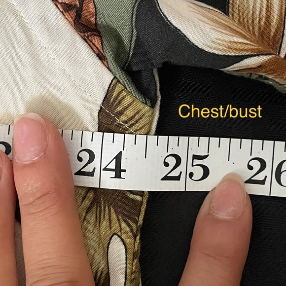 Vintage Pierre Cardin Hawaiian Shirt - Picture 5 of 10